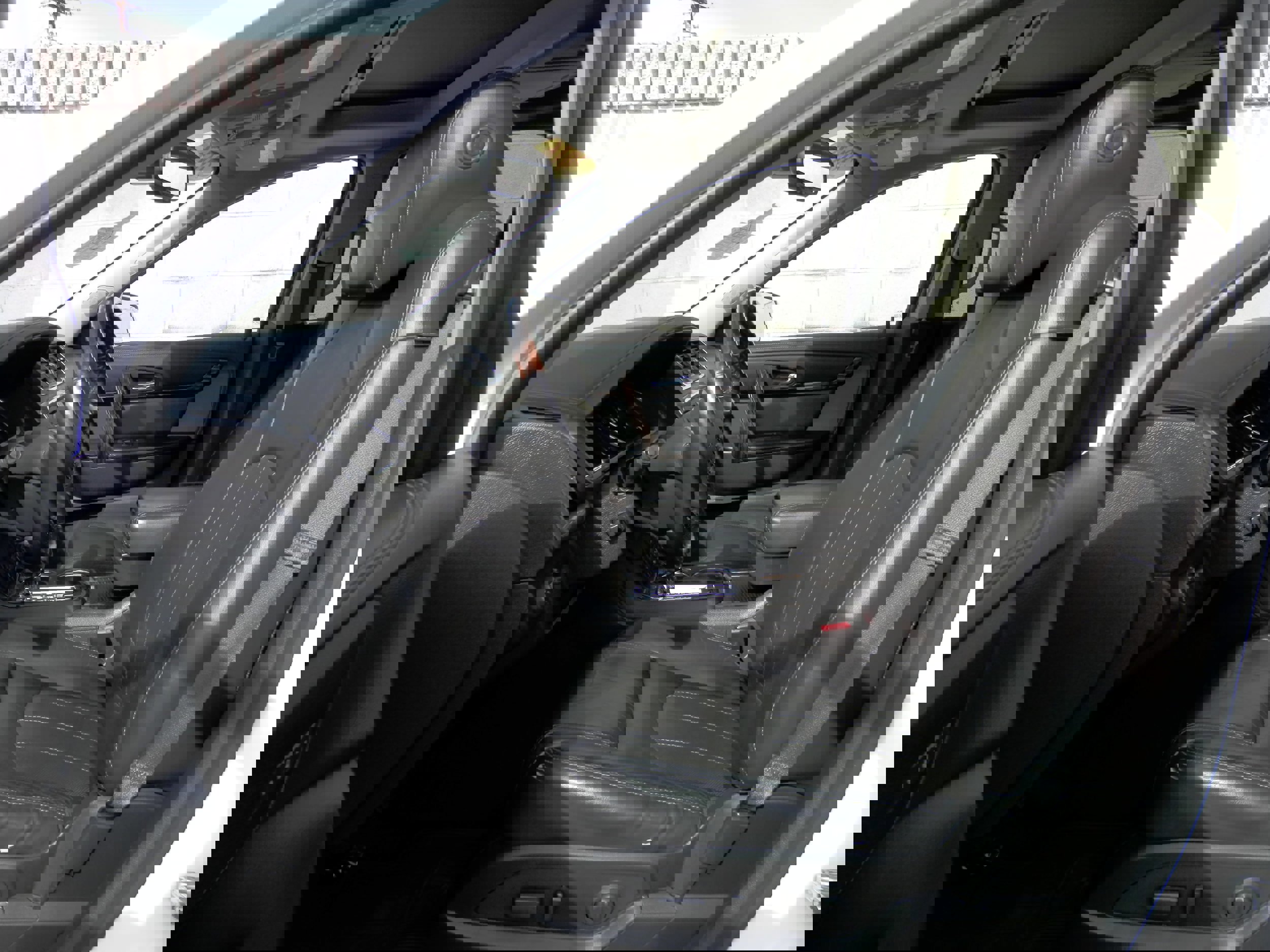 Used 2016 GMC Acadia Denali image 16