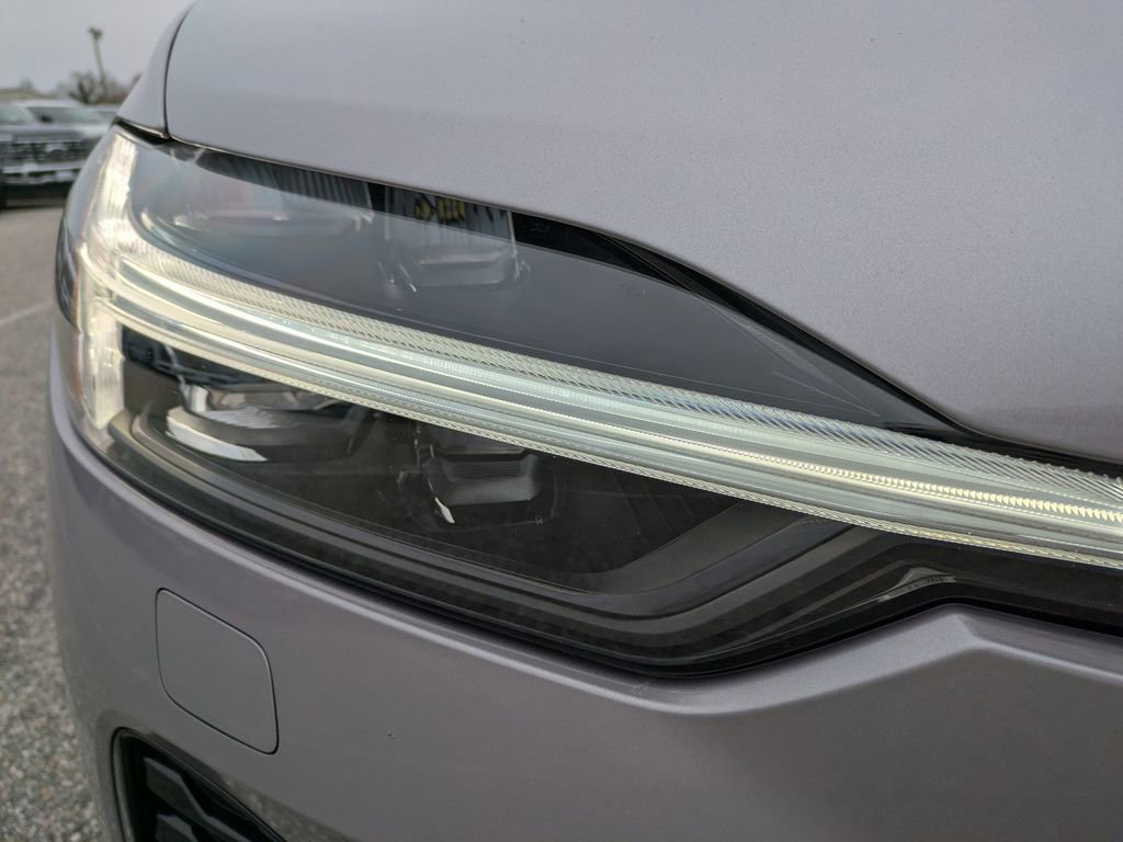 New 2026 Volvo XC60 B5 Plus w/ Climate Package AWD/4WD image 10