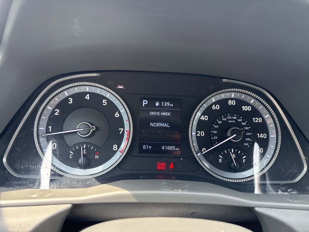 Used 2023 Hyundai Sonata SE w/ Cargo Package image 16