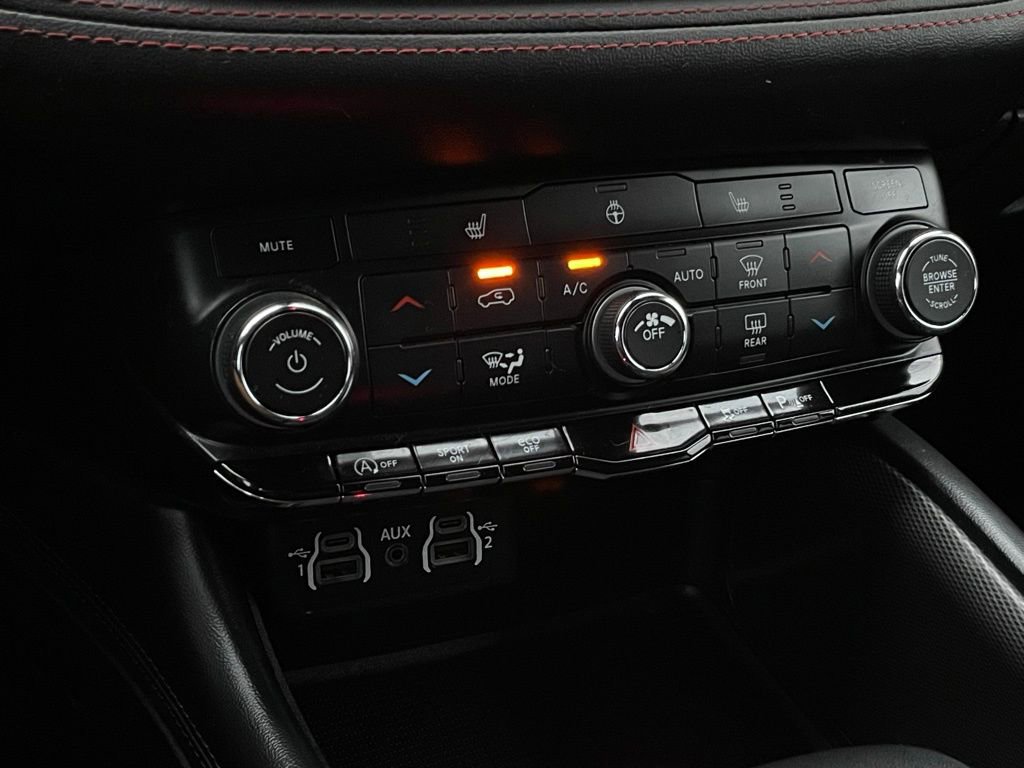 Used 2024 Dodge Durango GT image 19