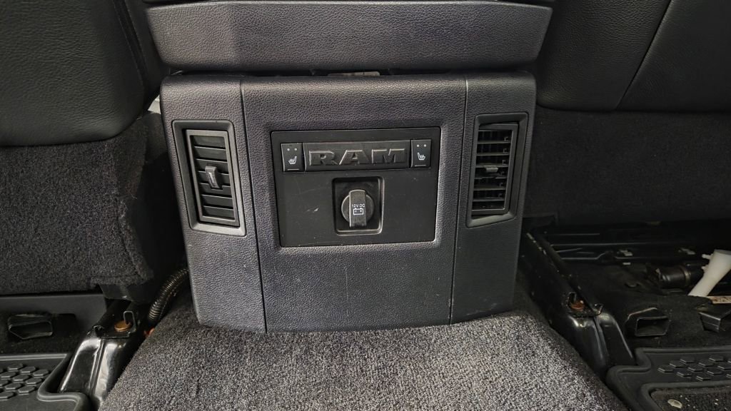 Used 2017 RAM 2500 Limited image 29