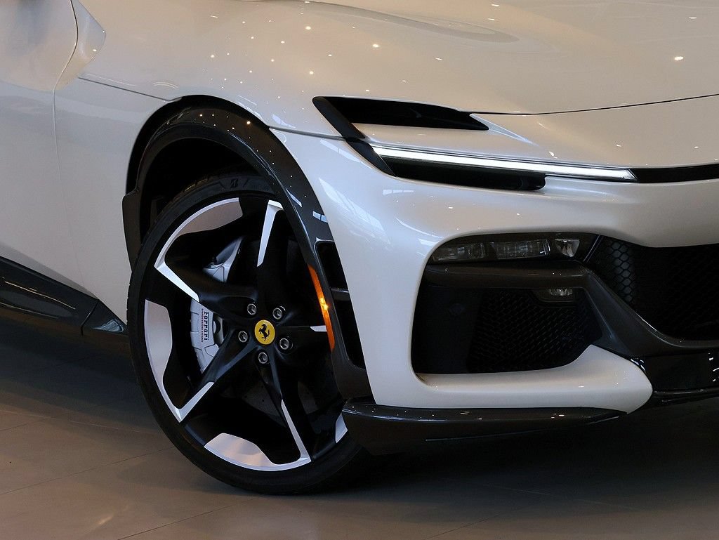 Certified 2025 Ferrari Purosangue AWD/4WD image 63