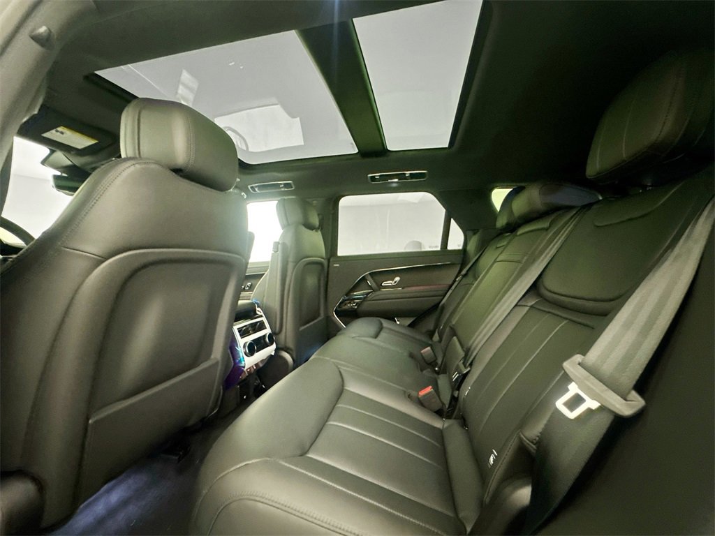 New 2026 Land Rover Range Rover Sport Dynamic SE image 24