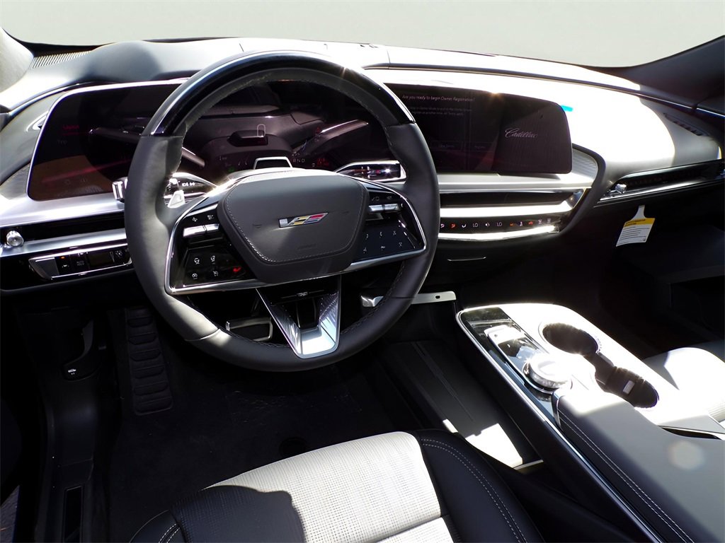 New 2026 Cadillac Lyriq V image 9