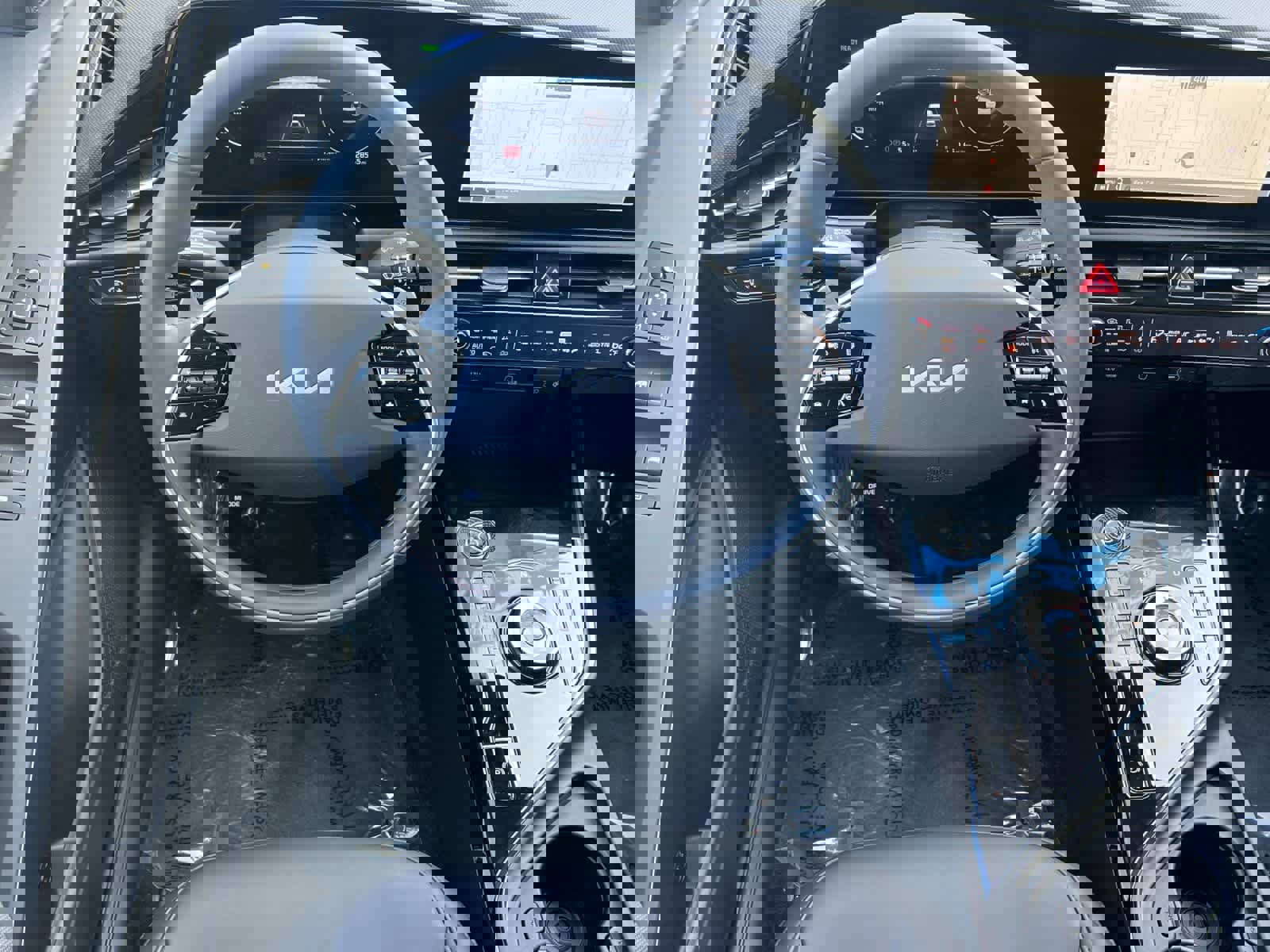 Used 2025 Kia Niro Wind image 15