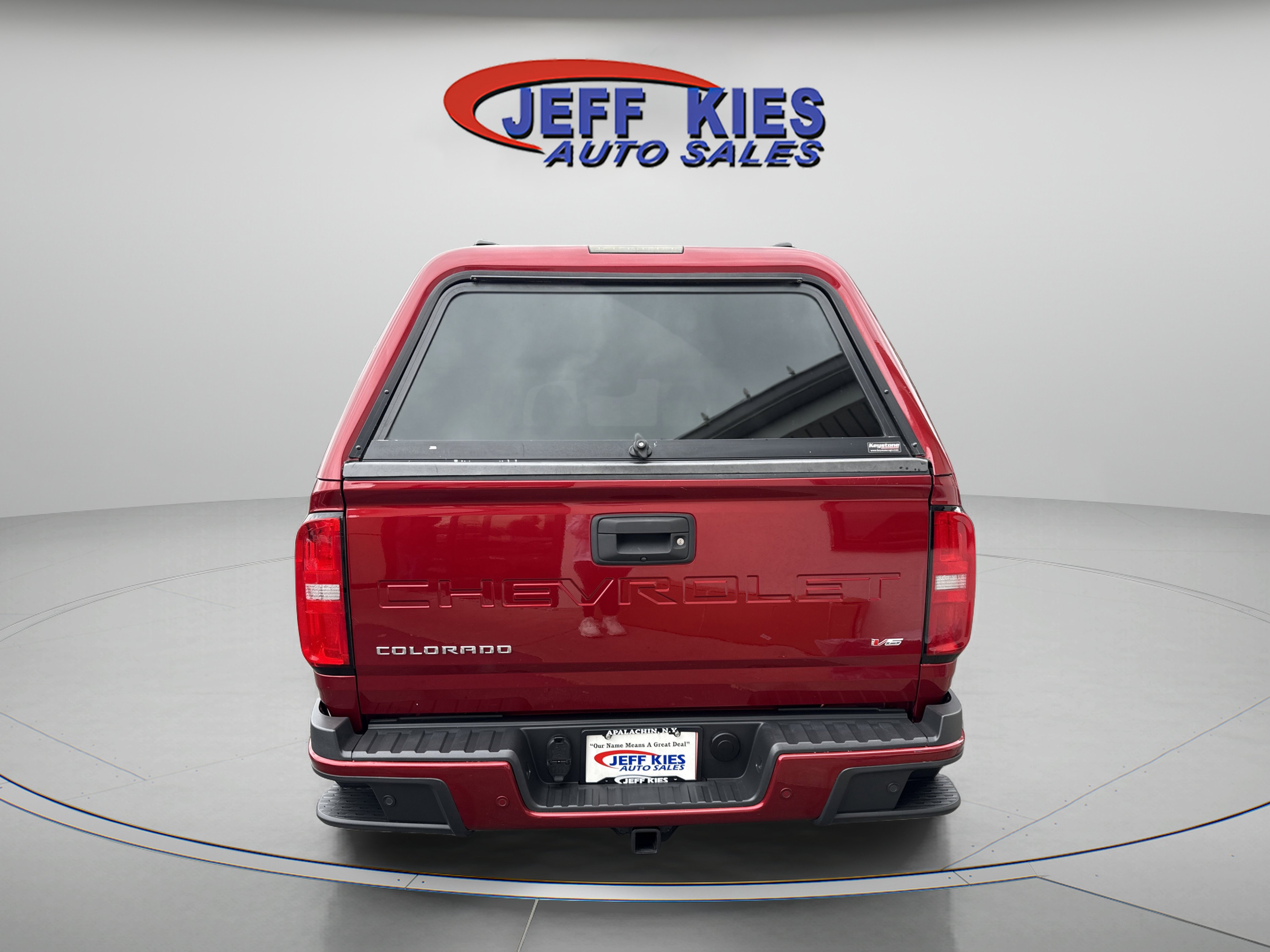 Used 2021 Chevrolet Colorado Z71 w/ Safety Package AWD/4WD image 6