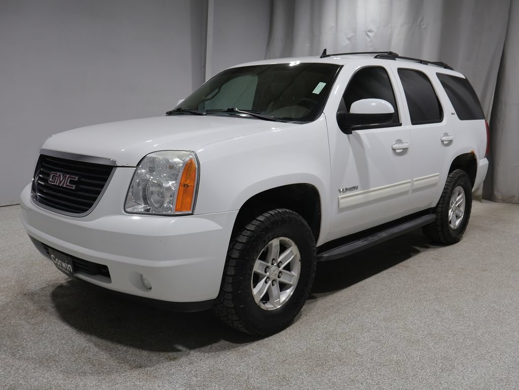 Used 2013 GMC Yukon SLT w/ SLT-2 Equipment Package AWD/4WD image 18