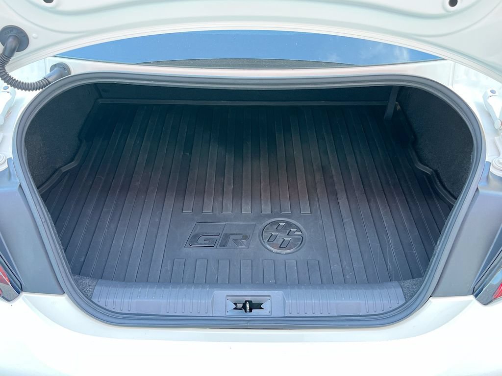 Used 2023 Toyota GR86 w/ ALL Weather Mat Package (TMS) RWD image 23