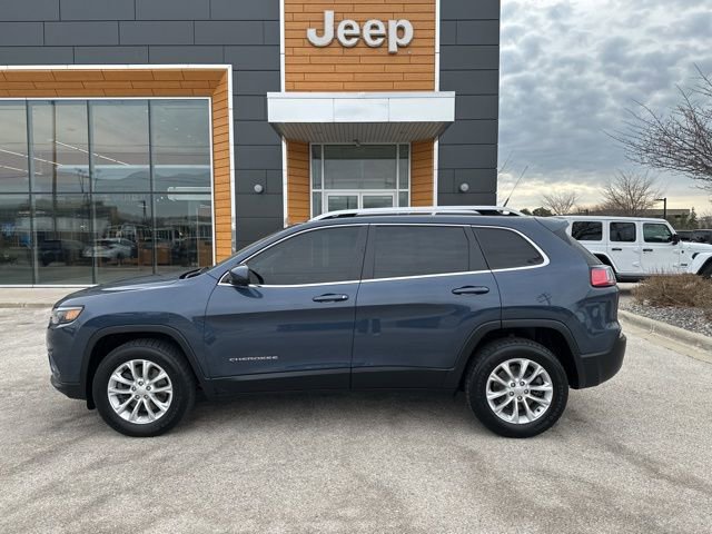 Used 2019 Jeep Cherokee Latitude w/ Popular Appearance Group image 9