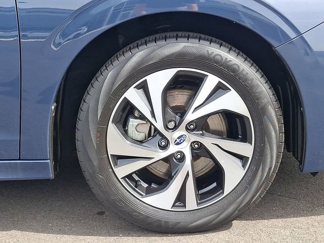 Certified 2025 Subaru Legacy Premium AWD/4WD image 9