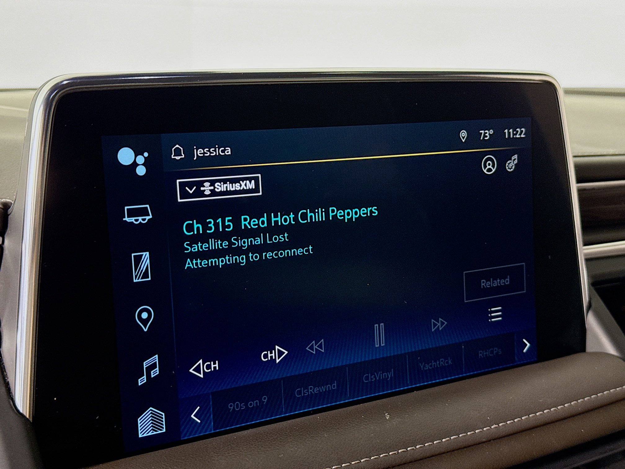 Used 2022 Chevrolet Suburban Z71 w/ Z71 Off-Road Package image 17