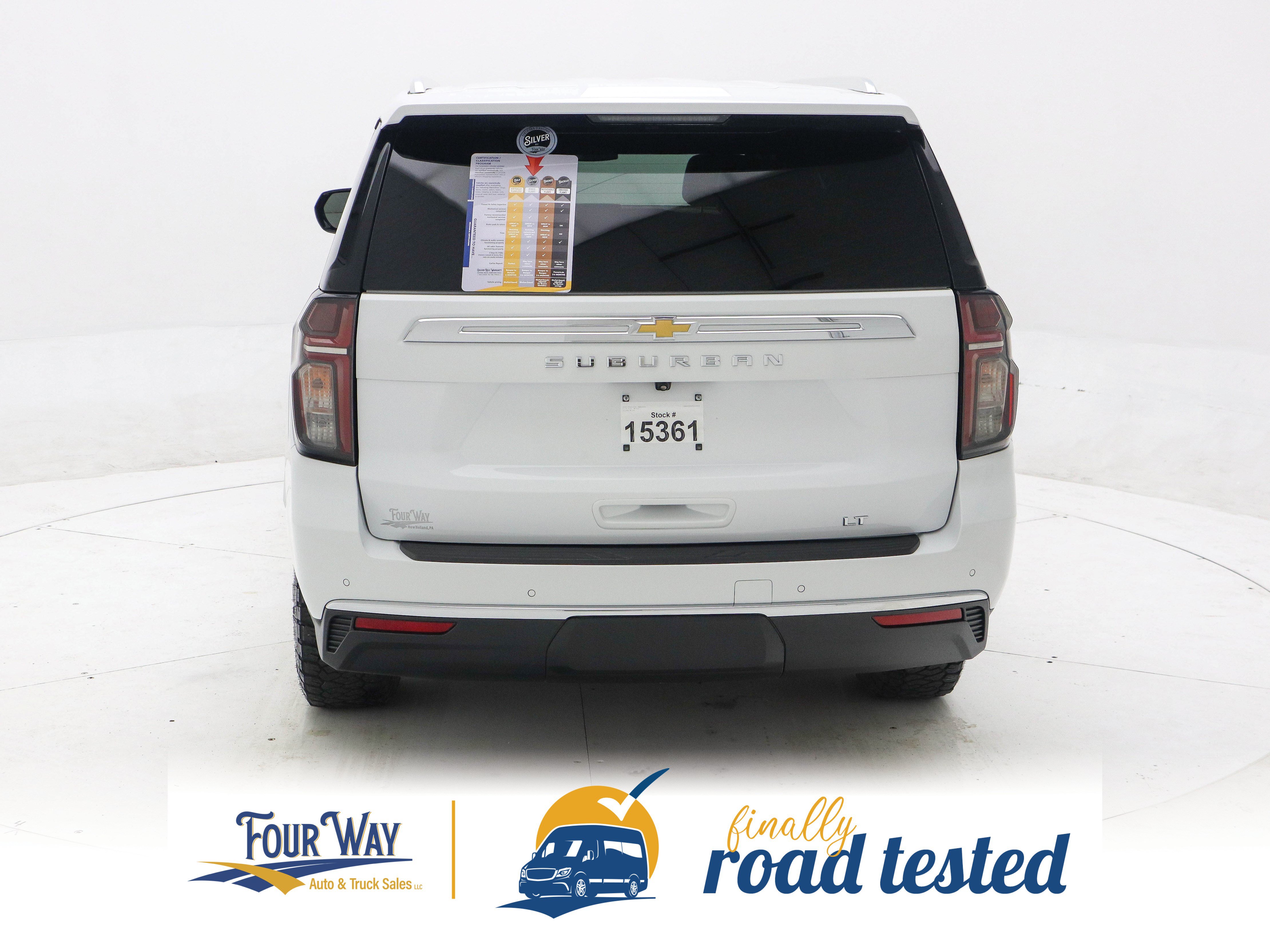 Used 2023 Chevrolet Suburban LT AWD/4WD image 5
