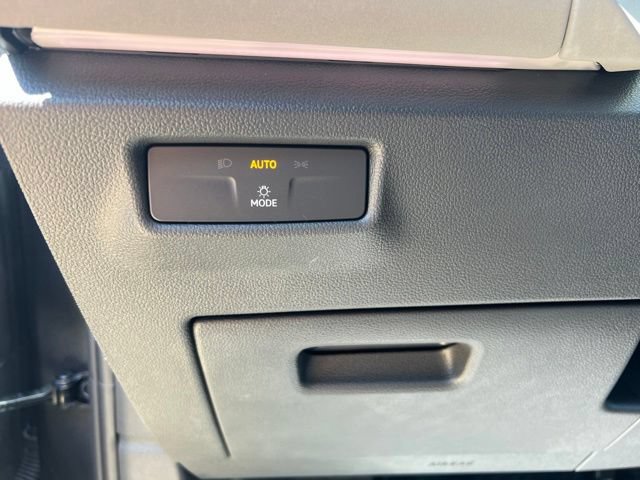 New 2026 Volkswagen Tiguan SE AWD/4WD image 12