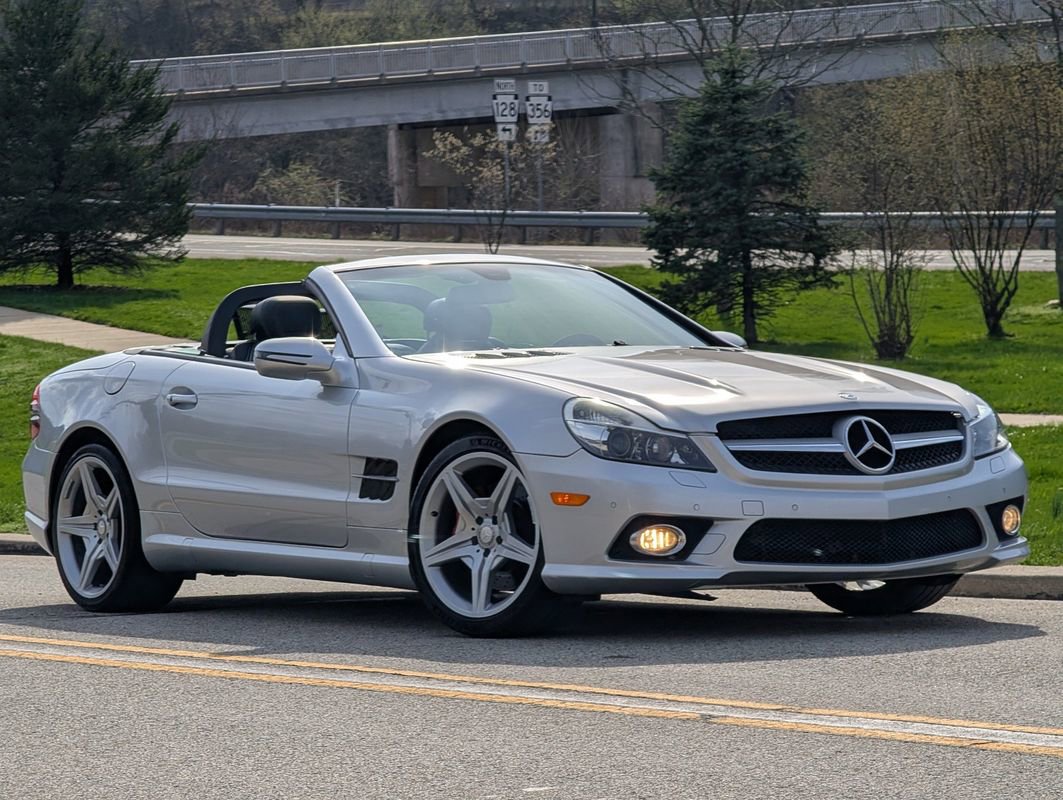 Used 2011 Mercedes-Benz SL 550 w/ Premium I Pkg