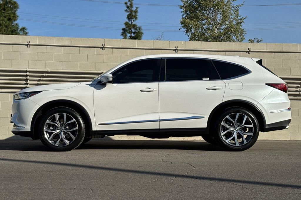 Certified 2023 Acura MDX FWD w/ Technology Package image 10