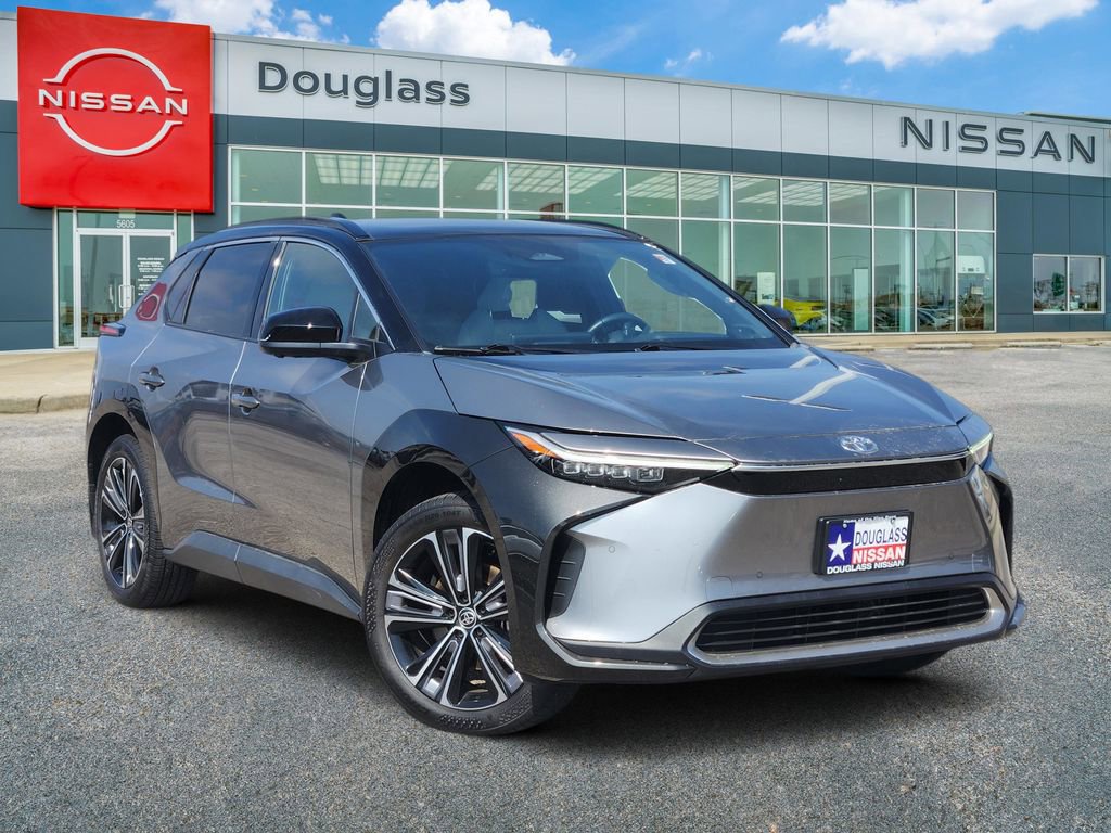 Used 2023 Toyota bZ4X AWD w/ Weather Package image 1