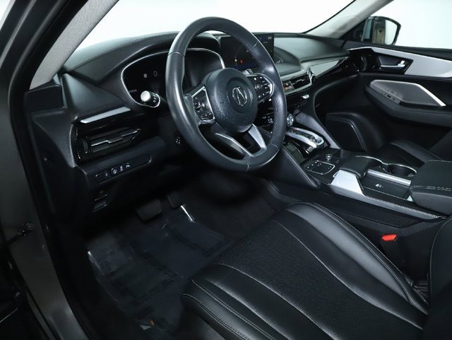 Used 2023 Acura MDX SH-AWD w/ Technology Package image 19