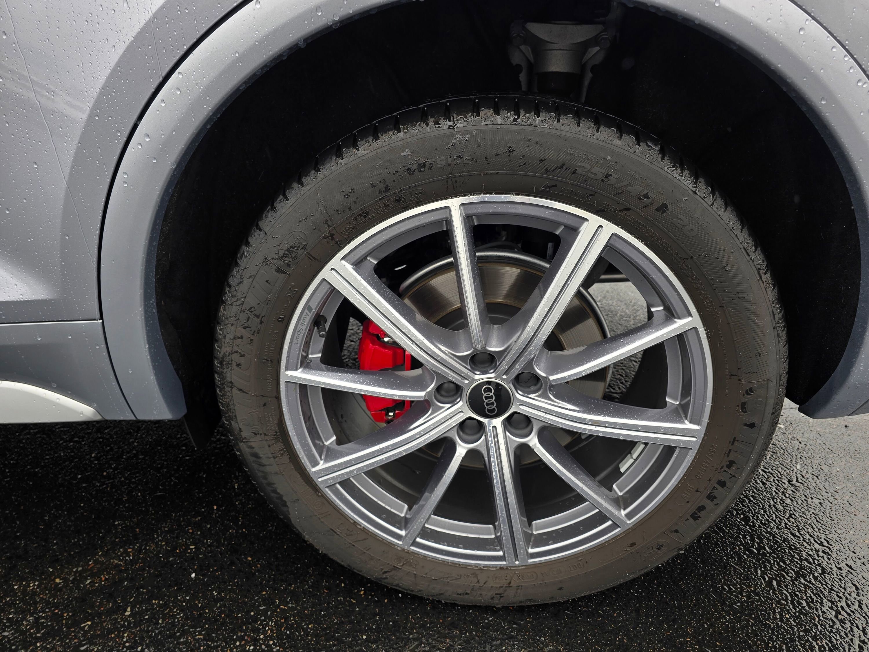 Certified 2025 Audi SQ5 Premium Plus w/ Premium Plus Package image 22