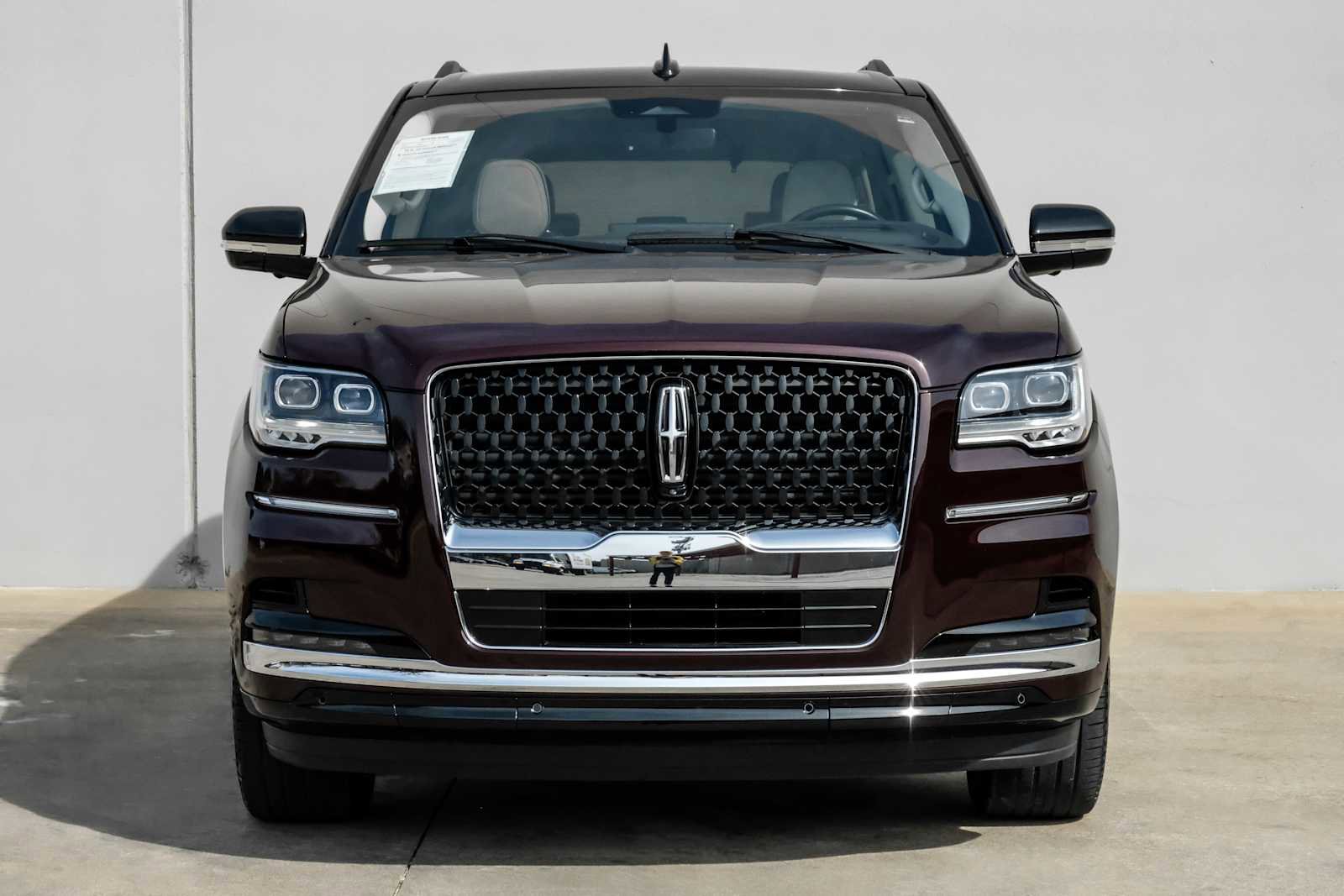 Used 2024 Lincoln Navigator Black Label AWD/4WD image 6