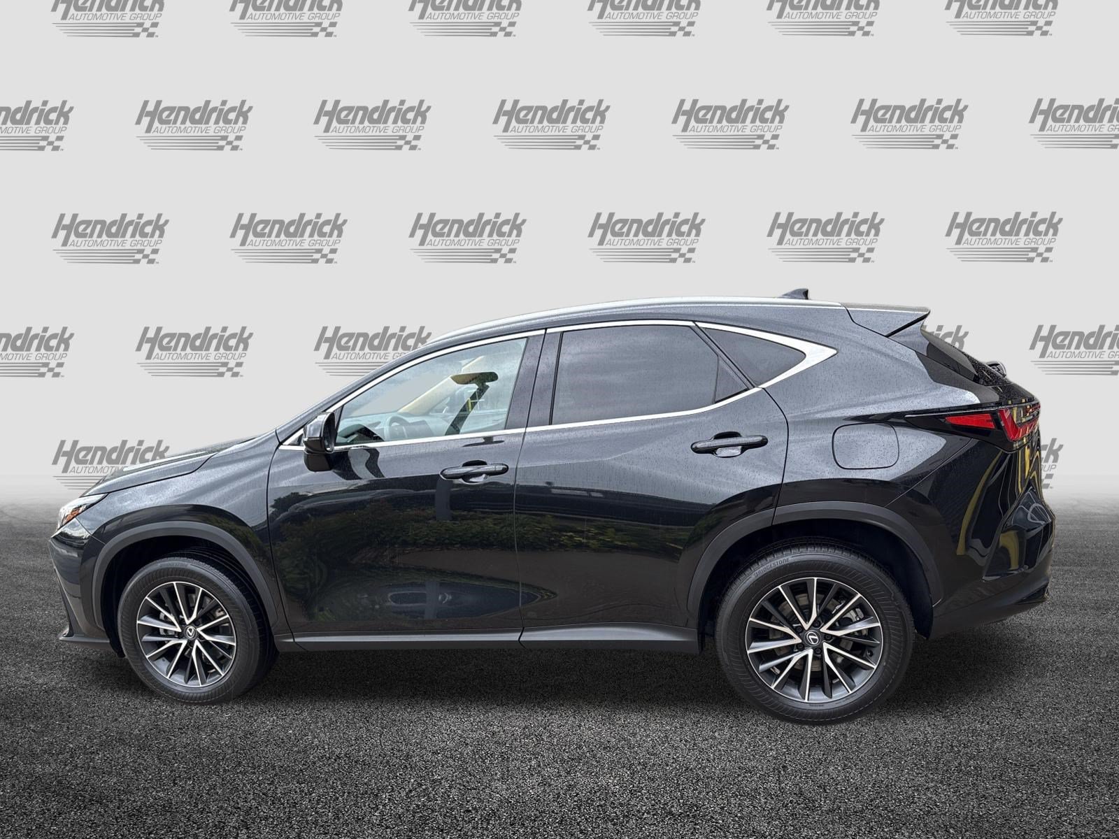 Used 2024 Lexus NX 250 FWD w/ Towing Package (2000 Lbs) image 7