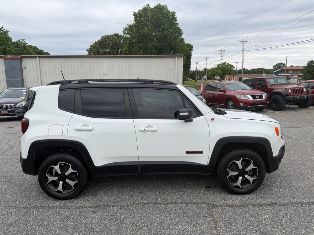 Used 2020 Jeep Renegade Trailhawk w/ UConnect 8.4 Nav Group AWD/4WD image 6