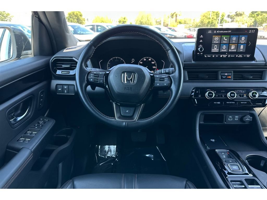 Certified 2025 Honda Pilot TrailSport image 16
