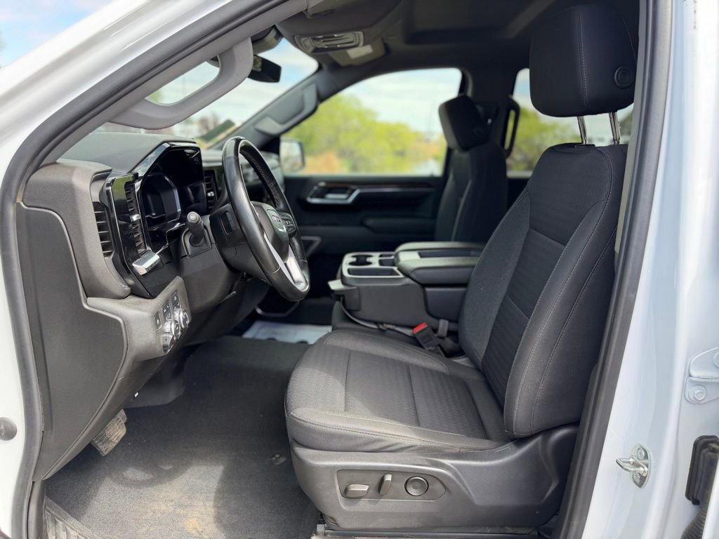 Used 2023 GMC Sierra 1500 SLE AWD/4WD image 2