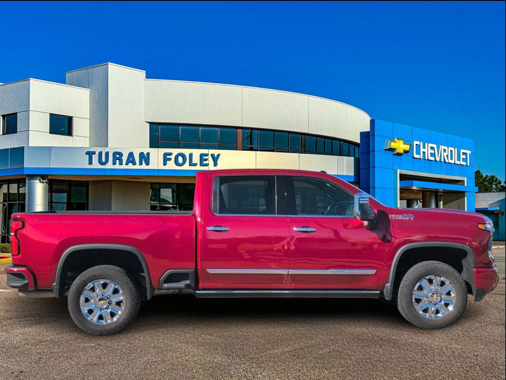 Used 2024 Chevrolet Silverado 2500 High Country w/ High Country Premium Package image 6