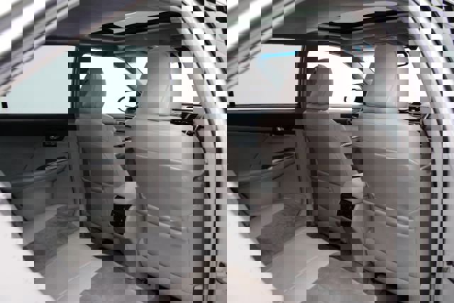 Used 2012 Toyota Camry XLE w/ Leather Pkg image 25