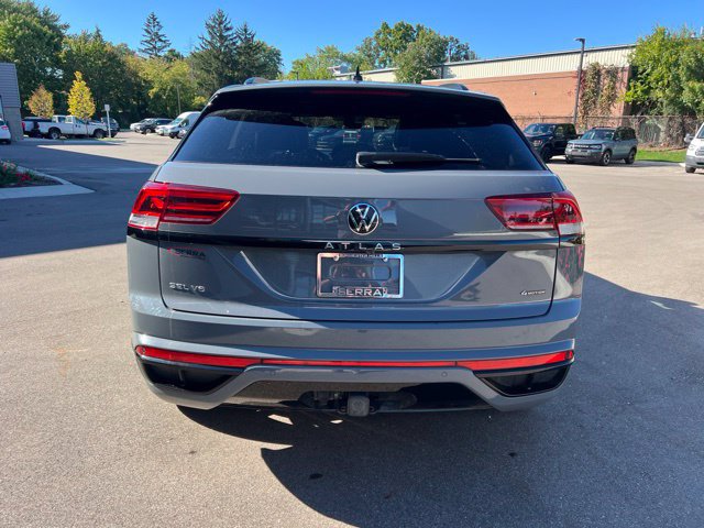 Used 2023 Volkswagen Atlas Cross Sport SEL R-Line AWD/4WD image 6