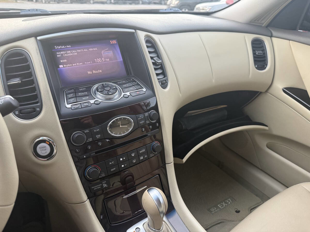 Used 2013 INFINITI EX37 Journey w/ Premium Pkg image 14