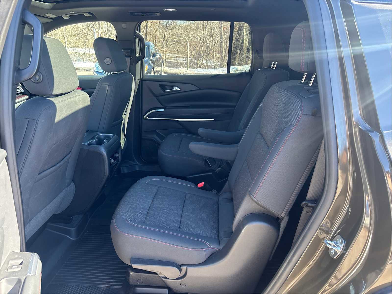 Used 2024 Chevrolet Traverse Z71 image 11