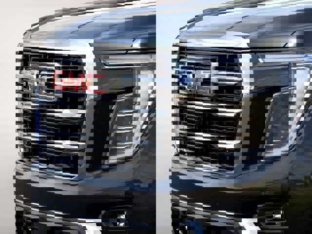 New 2026 GMC Yukon Elevation image 13