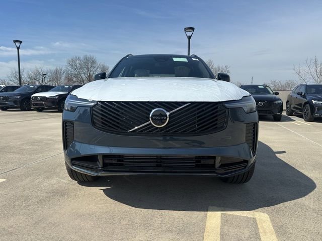 New 2026 Volvo XC90 T8 Ultra w/ Protection Package image 2