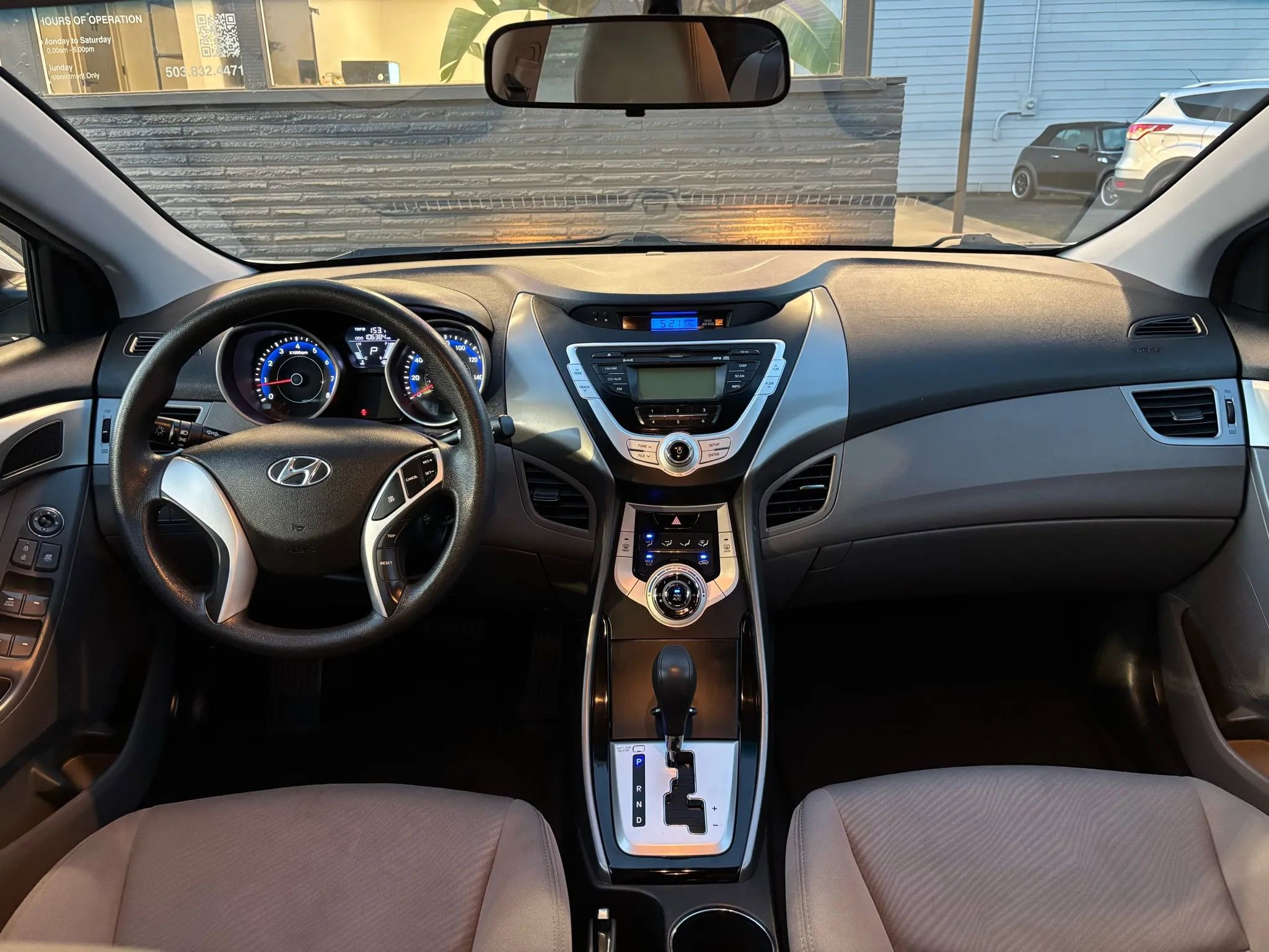 Used 2012 Hyundai Elantra GLS image 23