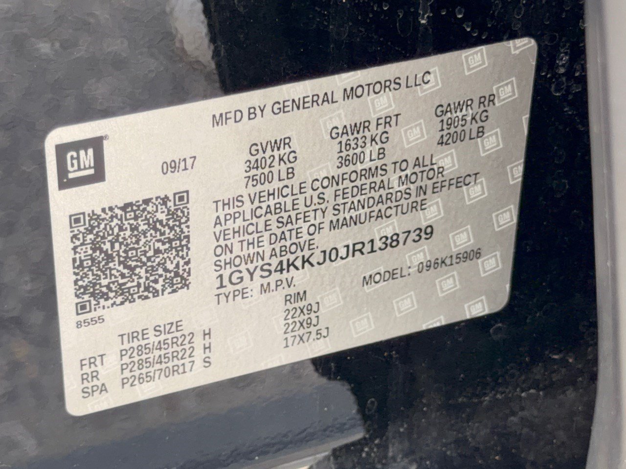 Used 2018 Cadillac Escalade ESV Platinum AWD/4WD image 32