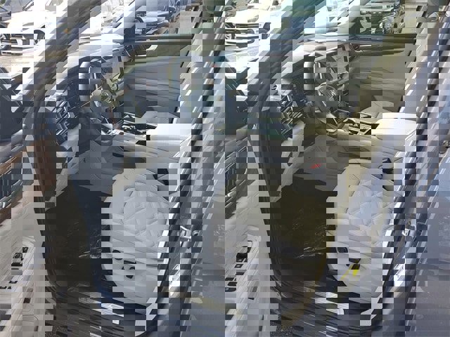 New 2026 Volkswagen Atlas SE image 18