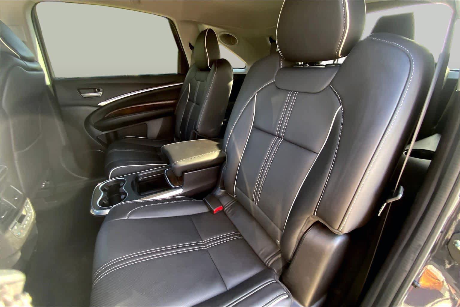 Used 2020 Acura MDX w/ Advance Package FWD image 19