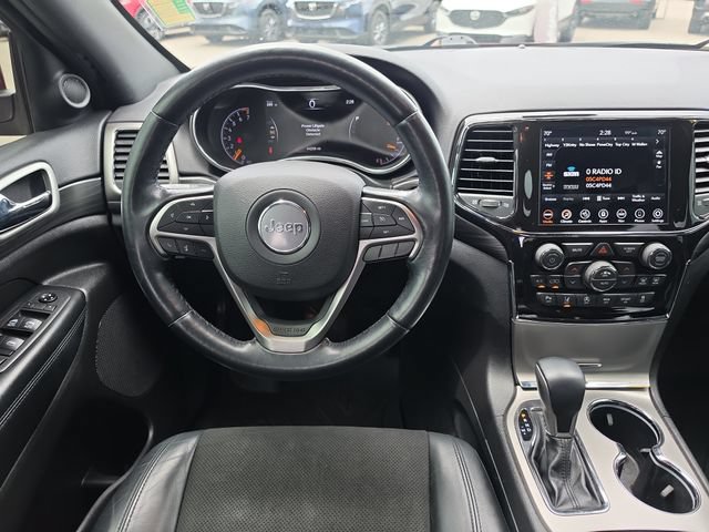 Used 2021 Jeep Grand Cherokee Laredo X AWD/4WD image 11