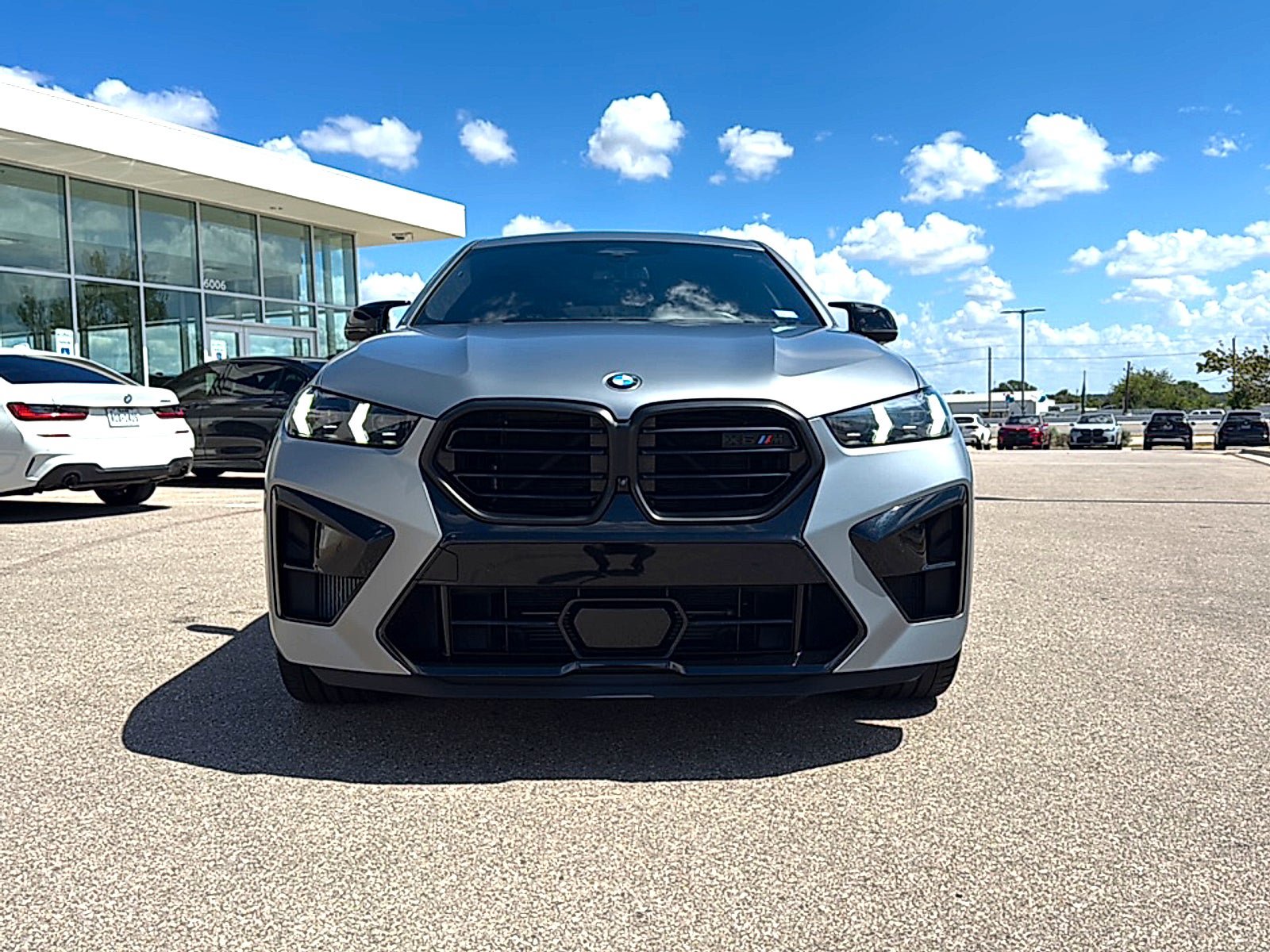 Used 2025 BMW X6 M Competition w/ Executive Package AWD/4WD image 2