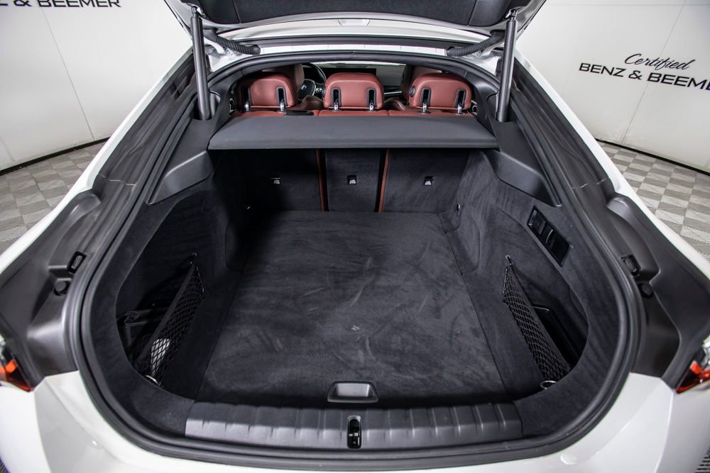 Used 2023 BMW i4 eDrive40 RWD image 5