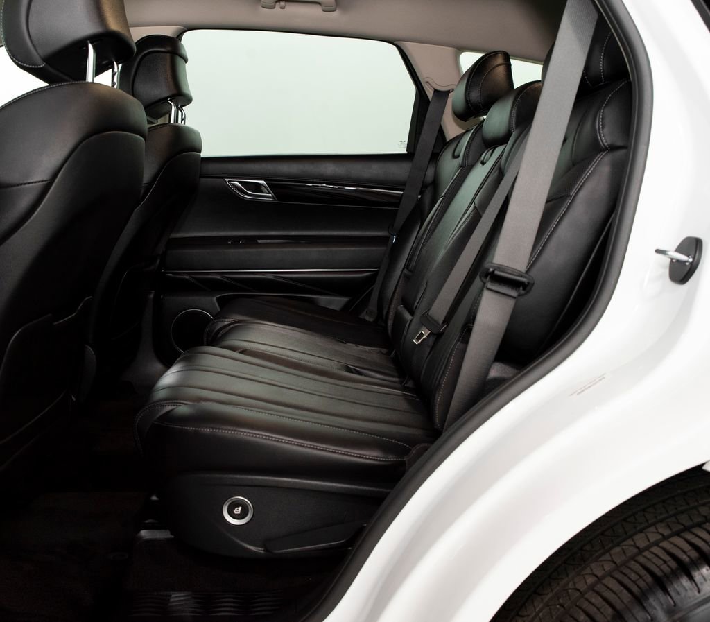 Used 2026 Genesis GV80 2.5T image 11