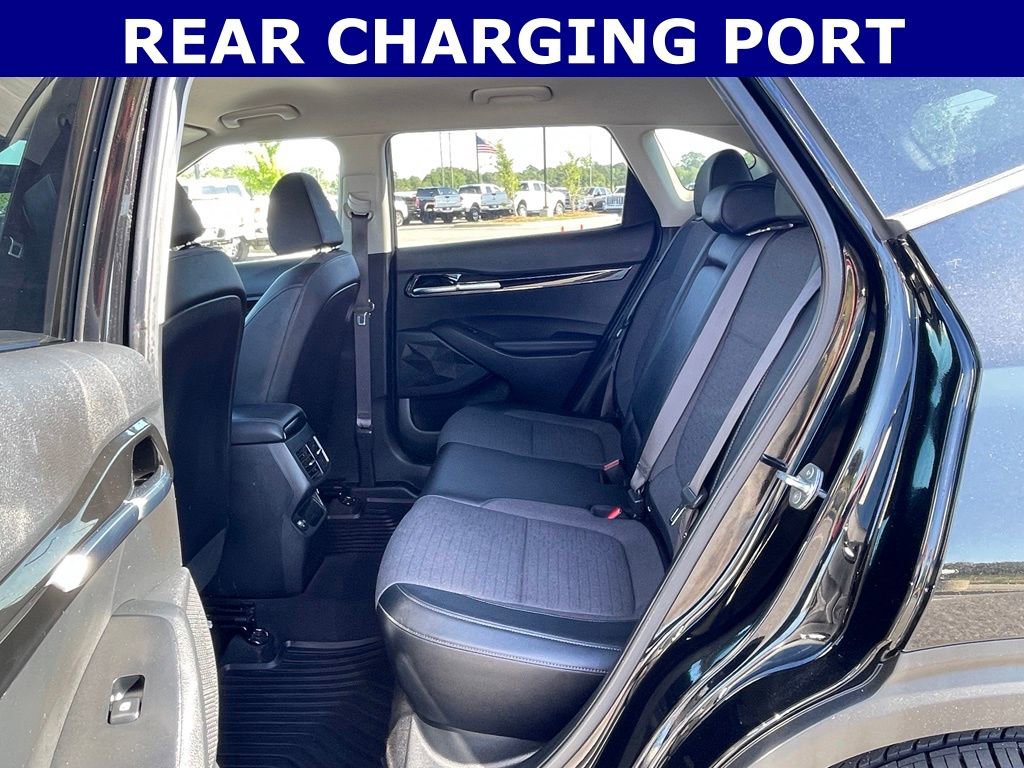 Used 2023 Kia Seltos S w/ Navigation Package FWD image 14