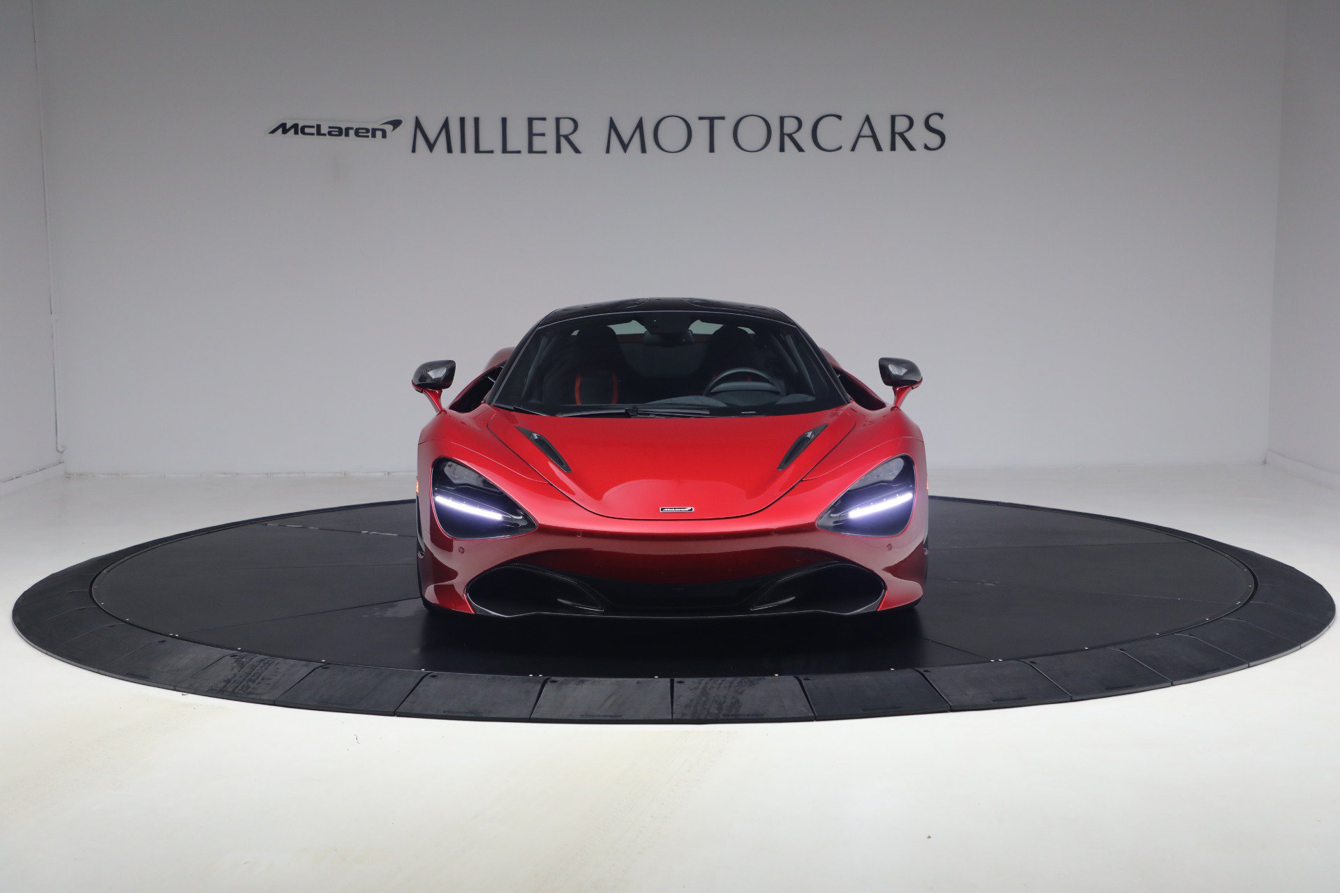 Used 2019 McLaren 720S Performance RWD image 11