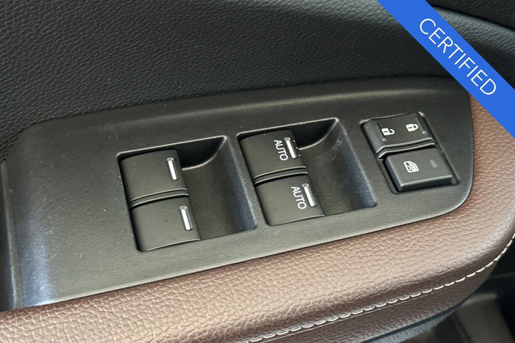 Certified 2025 Honda Passport EX-L image 12