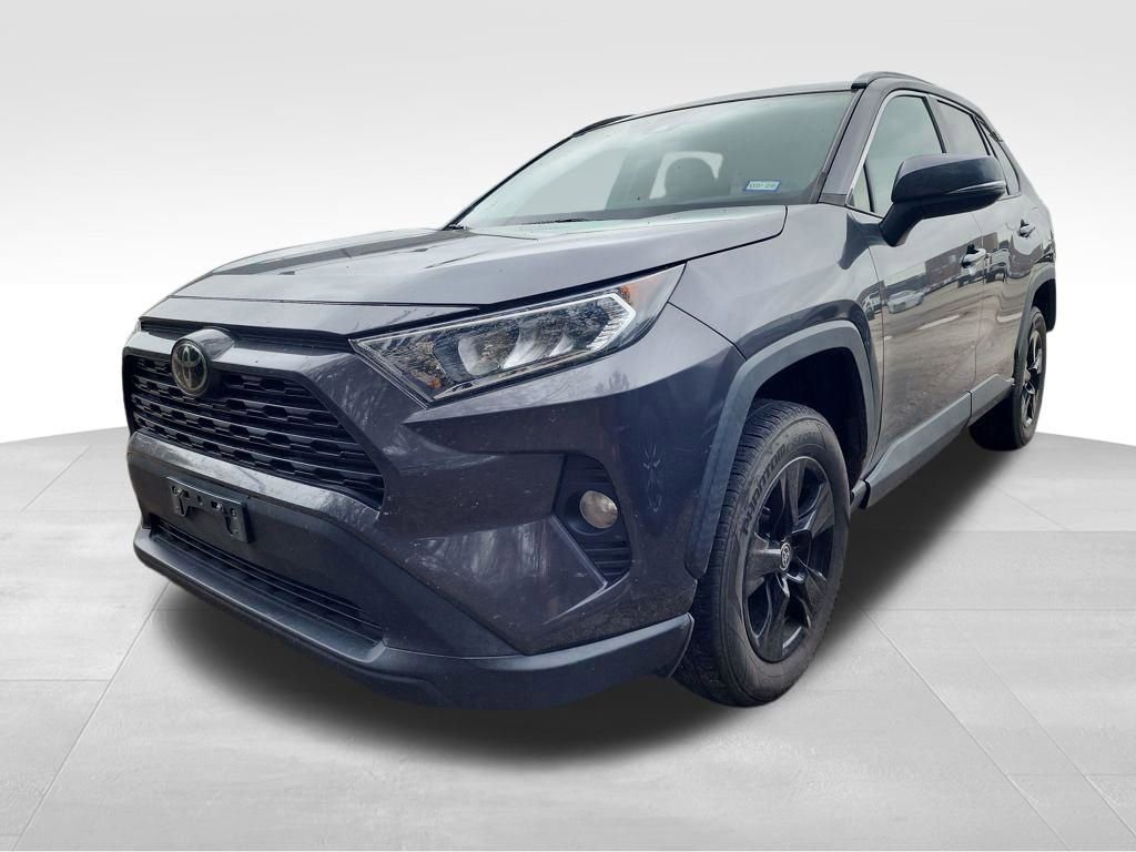 Used 2021 Toyota RAV4 XLE video 2