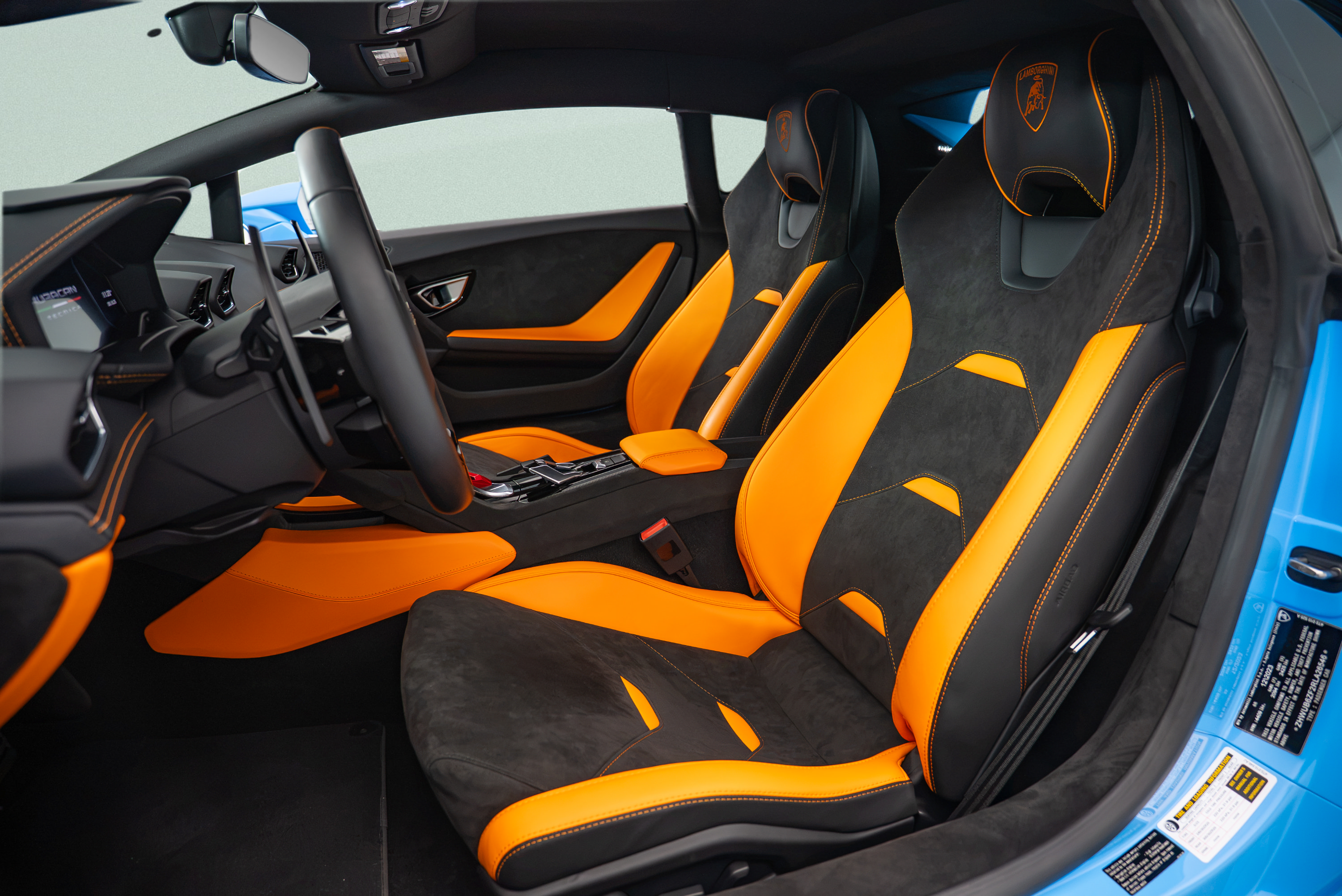 Used 2024 Lamborghini Huracan Tecnica RWD image 9