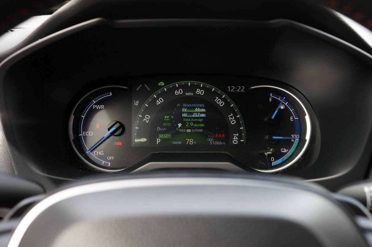 Used 2021 Toyota RAV4 XSE image 16