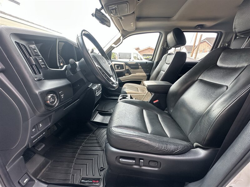 Used 2014 Honda Ridgeline SE image 13