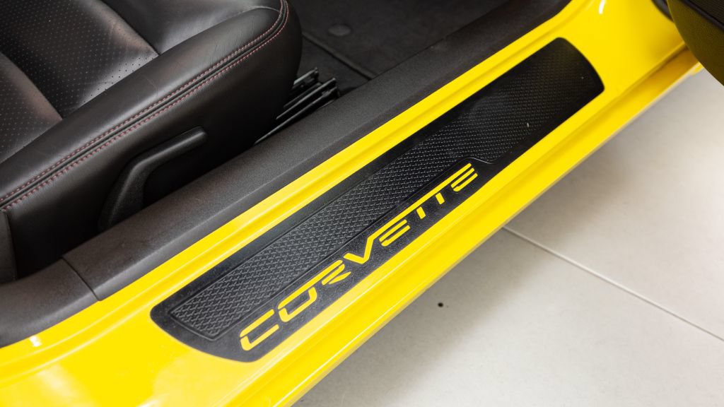 Used 2007 Chevrolet Corvette Z06 w/ Preferred Equipment Group RWD image 37